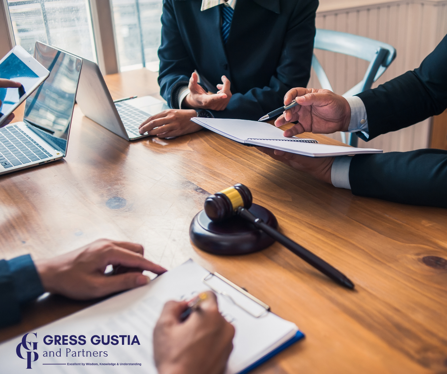 Img Right Description